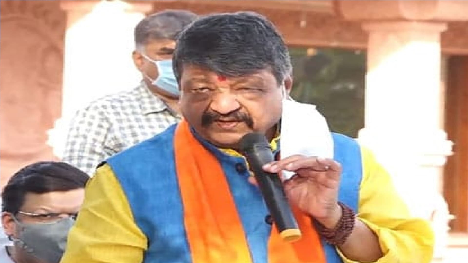 ‘शूर्पणखा’ वाले बयान पर कैलाश विजयवर्गीय को मिला दिग्विजय सिंह के विधायक भाई का समर्थन