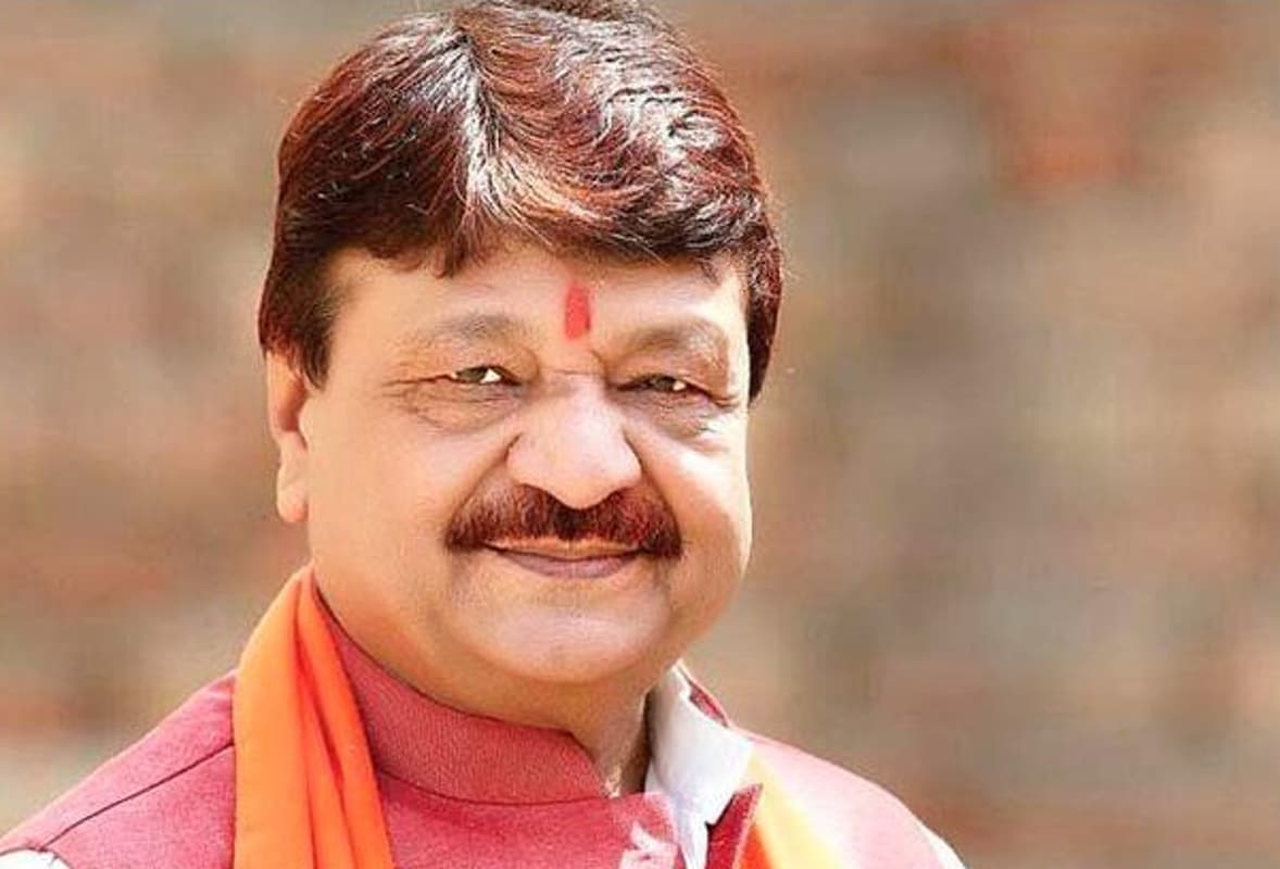 MP Politics : कमलनाथ सरकार गिराने में पीएम मोदी की थी अहम भूमिका, विजयवर्गीय के खुलासे पर मचा सियासी बवाल