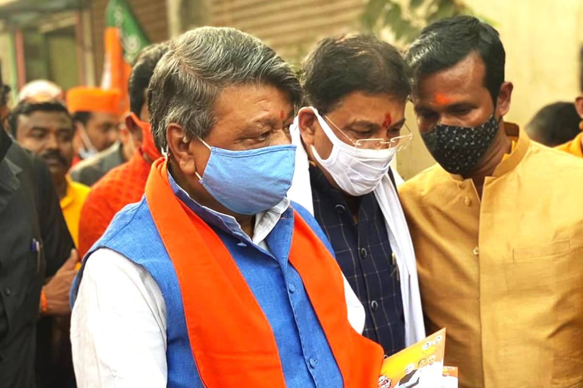 VIDEO: जनवरी में लागू होगा CAA, बंगाल चुनाव 2021 से पहले शरणार्थियों को मिलेगी भारत की नागरिकता, कैलाश विजयवर्गीय को उम्मीद, तृणमूल ने कही यह बात