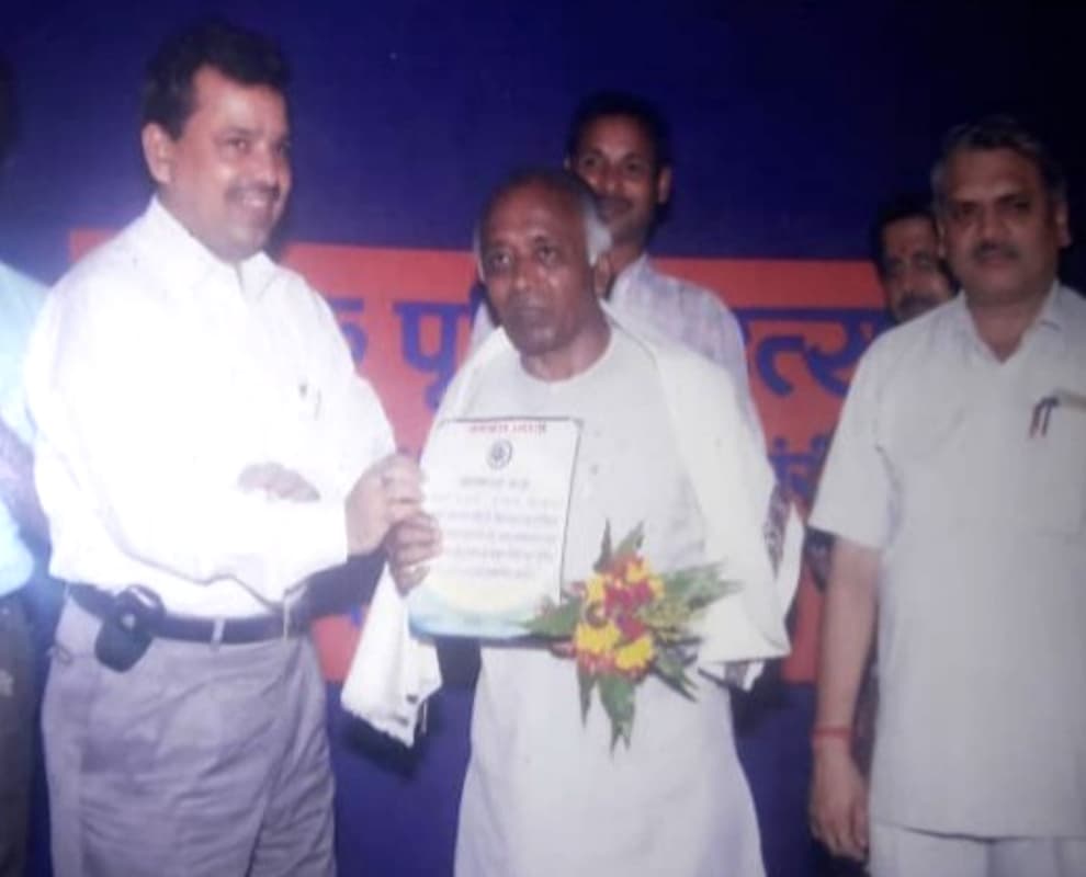 प्रसिद्ध मूर्तिकार व चित्रकार कमल नाथ प्रजापति का बड़कागांव में निधन