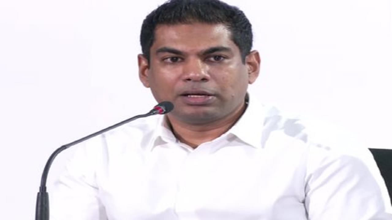 Sri Lanka Crisis: श्रीलंका के ऊर्जा मंत्री बोले- हमने कई देशों से मदद मांगी, सिर्फ भारत ने आगे बढ़ाया कदम