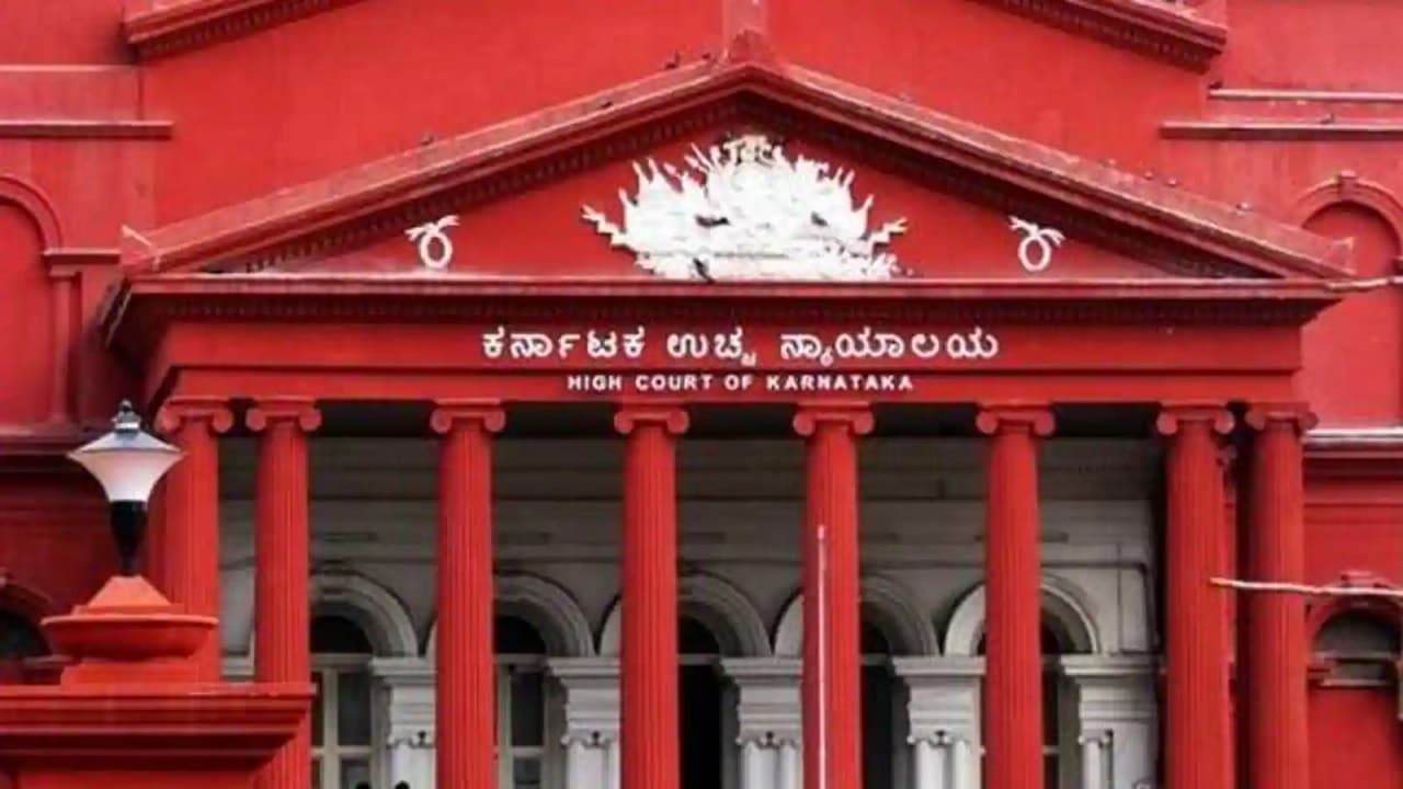 कर्नाटक हाईकोर्ट ने खारिज किया प्रेमी पर लगा दुष्कर्म का आरोप, कहा- 5 साल तक बिना मर्जी के संबंध नहीं हो सकता