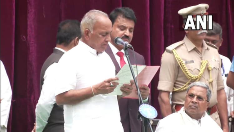 कर्नाटक कैबिनेट विस्तार में कांग्रेस ने साधा जाति समीकरण, आठ लिंगायत और छह वोक्कालिगा नेता बने मंत्री