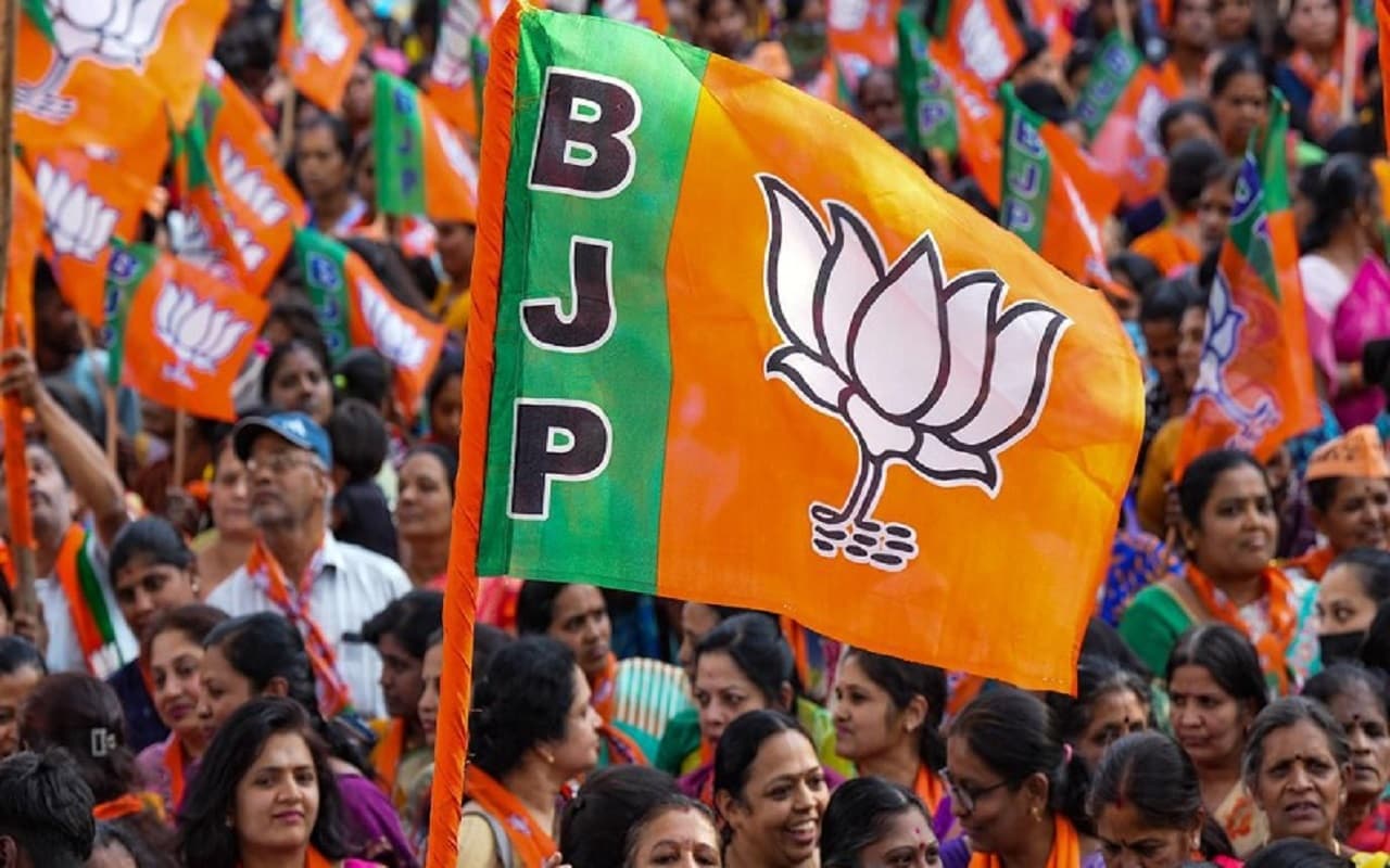 अशोक गहलोत से महेंद्र सिंह की होगी टक्कर, अजीत सिंह देंगे सचिन पायलट को चुनौती, BJP ने जारी की तीसरी लिस्ट