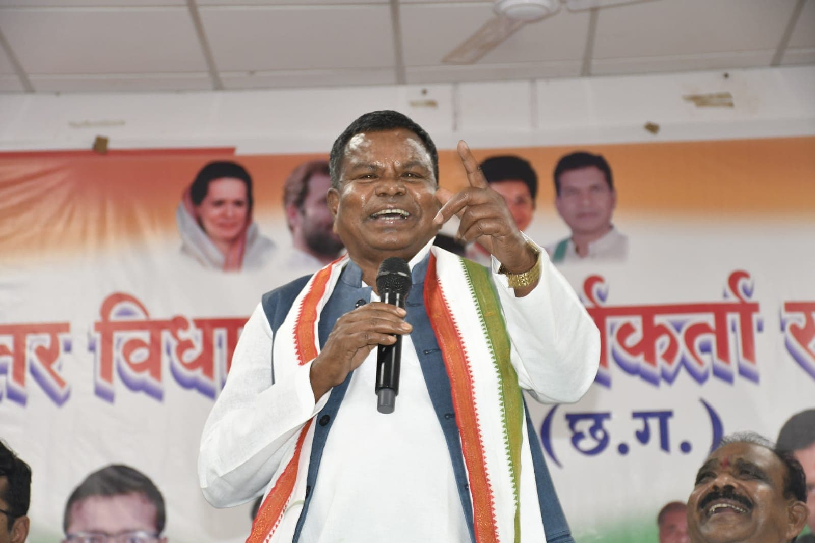 जब तक मैं जिंदा हूं बस्तर में शराबबंदी नहीं होगी, बोले छत्तीसगढ़ के आबकारी मंत्री कवासी लखमा