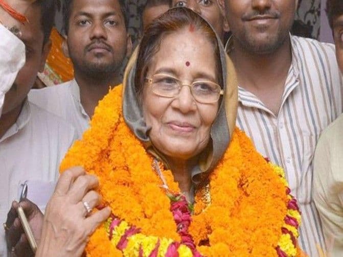 फूलपुर से भाजपा सांसद केशरी देवी पटेल से रंगदारी में मांगे 50 लाख रुपये, पूरे पर‍िवार को मारने की दी धमकी