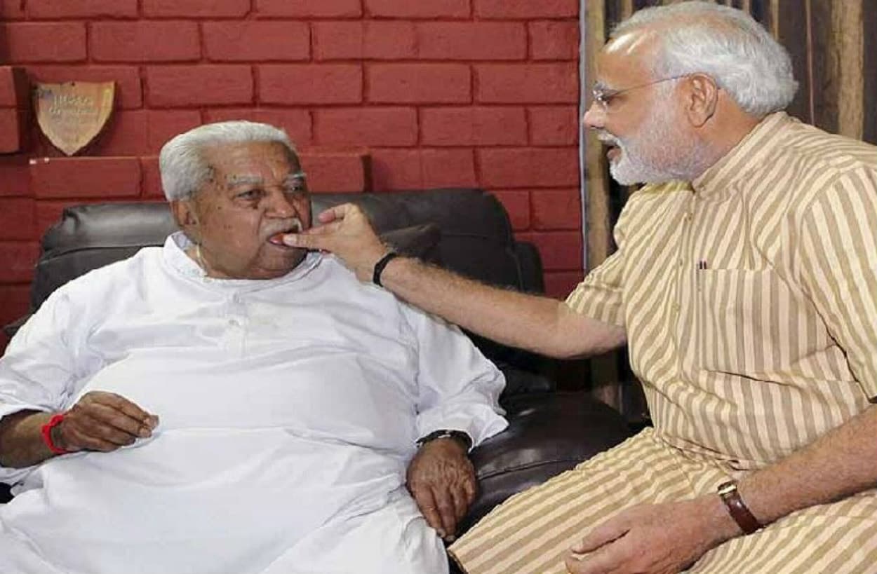 गुजरात चुनाव 2022: पीएम मोदी के 'गुरु' का आशीर्वाद इस बार नहीं मिलेगा भाजपा को!