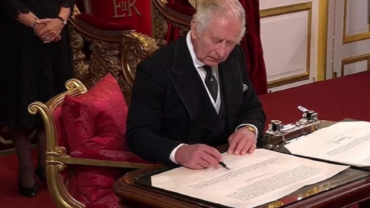 किंग्स चार्ल्स बने ब्रिटेन के नए राजा, कहा - मैं अपनी पत्नी के समर्थन से बेहद प्रोत्साहित