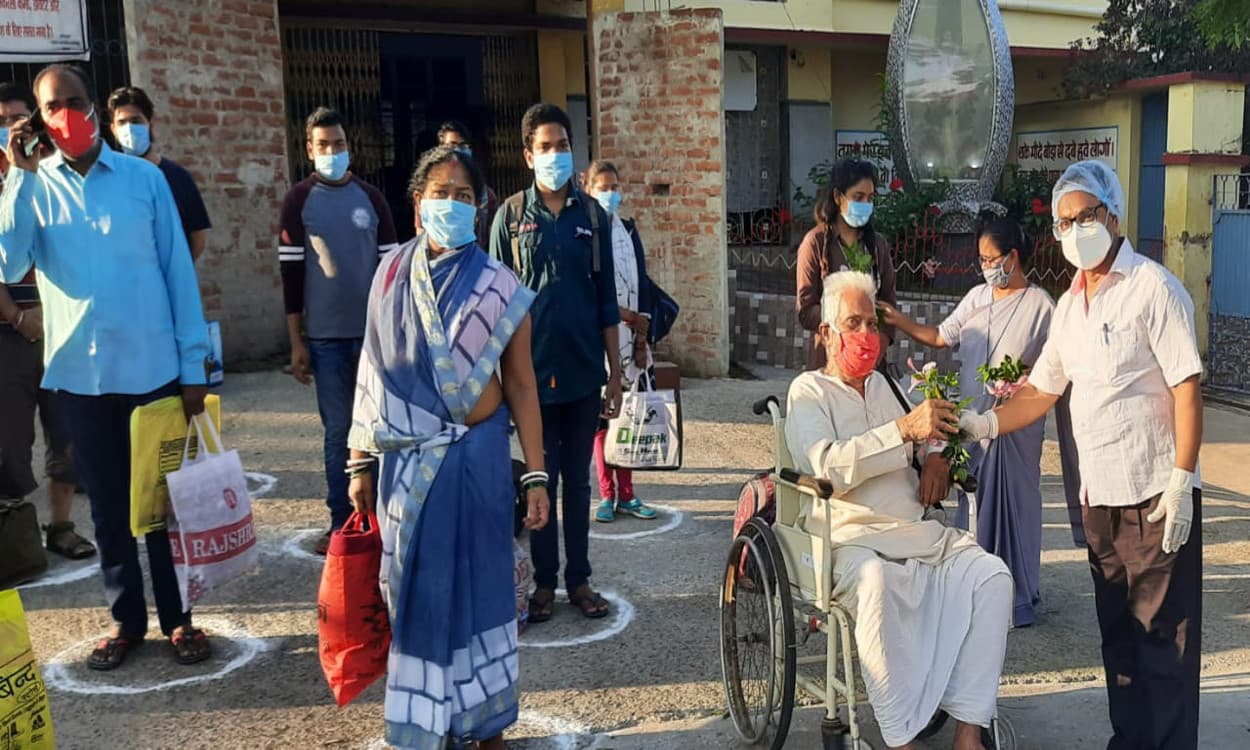 Coronavirus In Jharkhand Update : 
झारखंड में कोरोना संक्रमण के 517 नये मामले मिले, 607 हुए ठीक