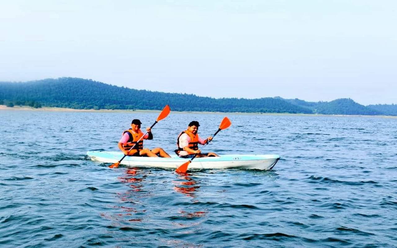 नव वर्ष के स्वागत के लिए कोडरमा के पिकनिक स्पॉट तैयार, पर्यटकों का लग रहा जमावड़ा