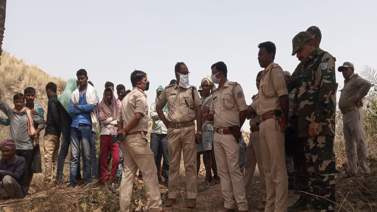 Jharkhand News : कोडरमा के मरकच्चो पत्थर खदान में हादसा, एक मजदूर की मौत, एक गंभीर रूप से घायल