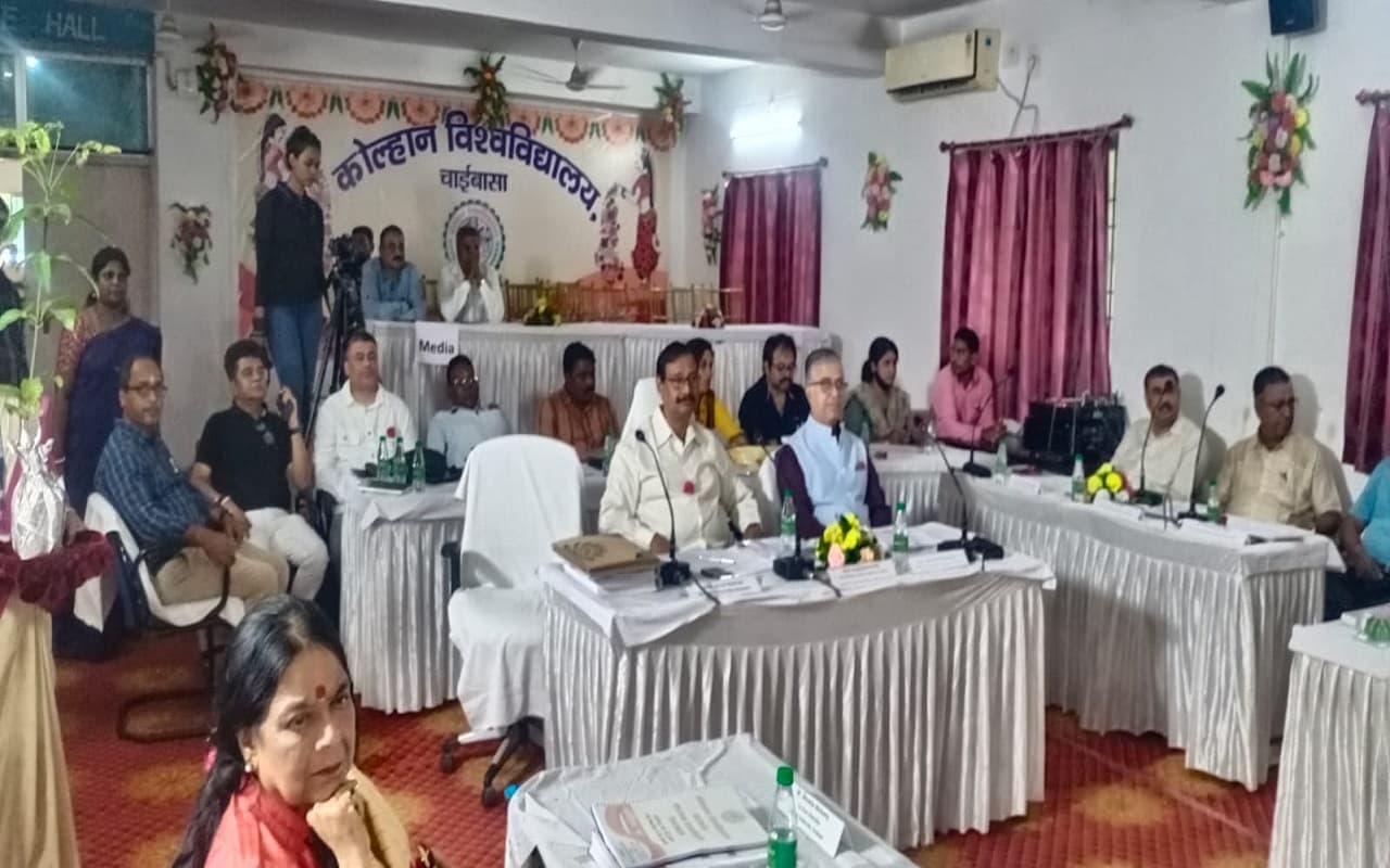 कोल्हान यूनिवर्सिटी की सीनेट की बैठक में निर्णय, सरायकेला में छऊ की पढ़ाई, चाईबासा में खुलेगा लॉ कॉलेज