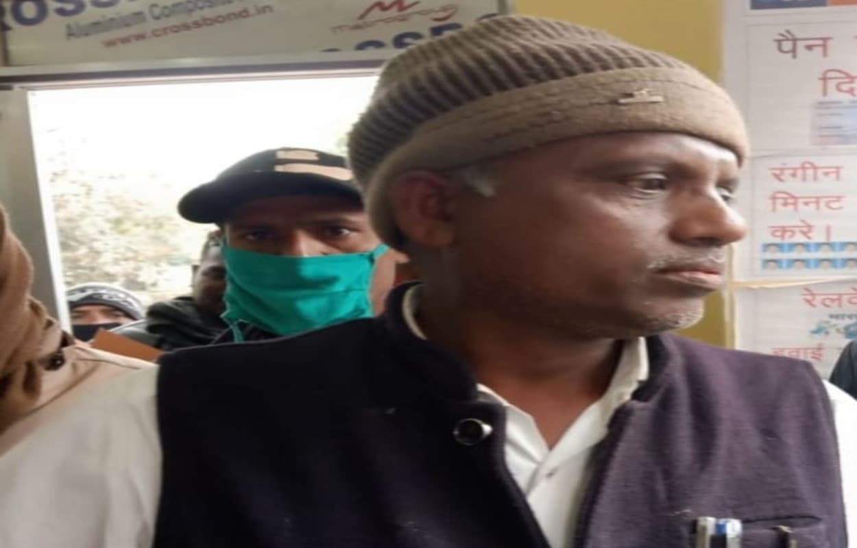 4 हजार रुपये रिश्वत लेते कोरवाडीह मुखिया को पलामू एसीबी की टीम ने किया गिरफ्तार