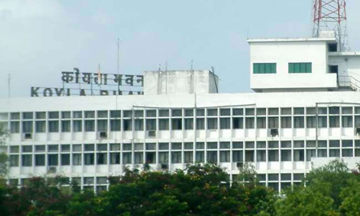 पावर कंपनियों के बकाए की वजह से BCCL की हालत खराब, कर्मचारियों की सैलरी जुटा पाना भी पड़ रहा भारी