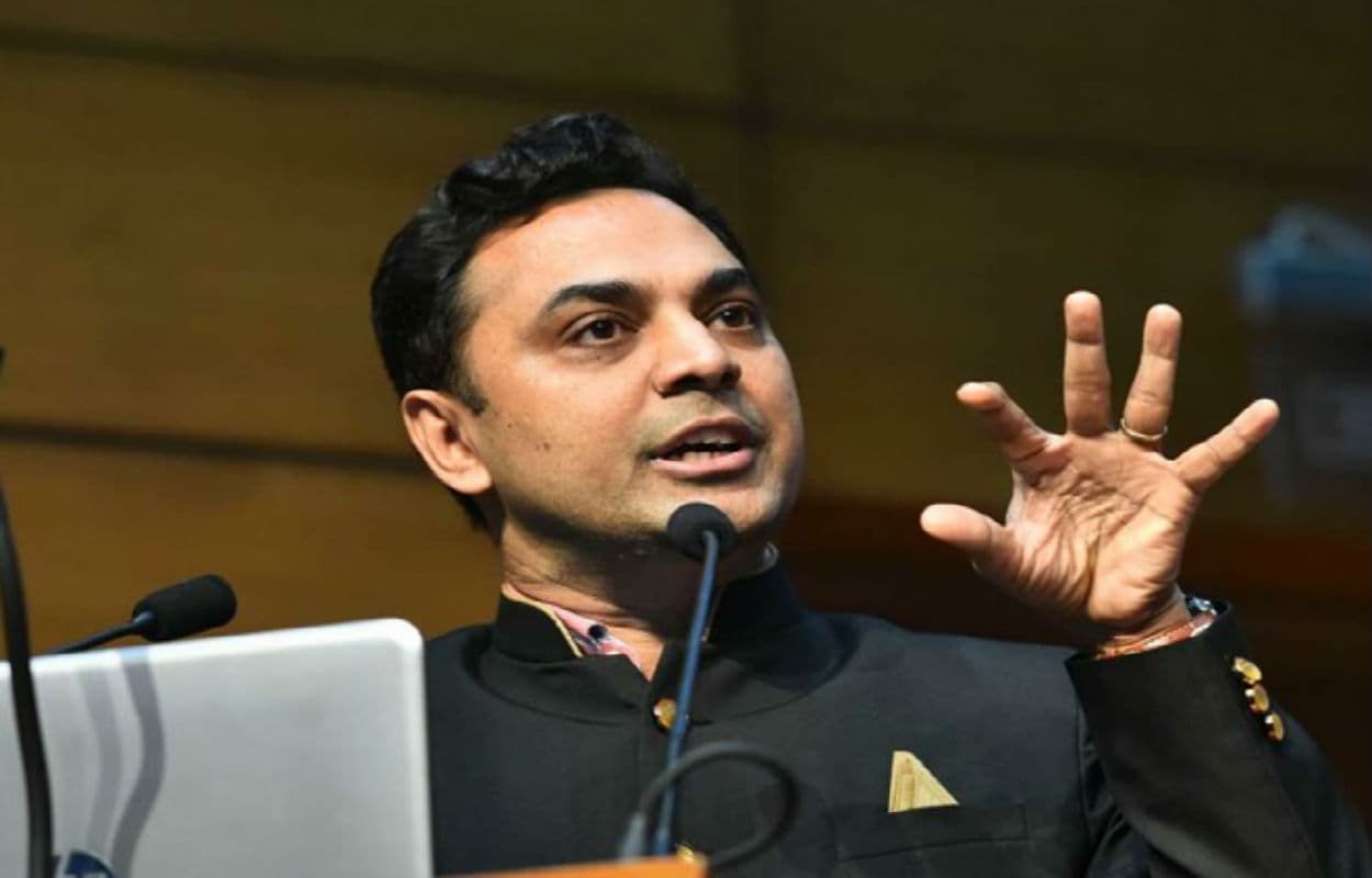 'Coronavirus के डर को बाजार से दूर करने के लिए सभी जरूरी कदम उठायेंगे सरकार और रिजर्व बैंक'