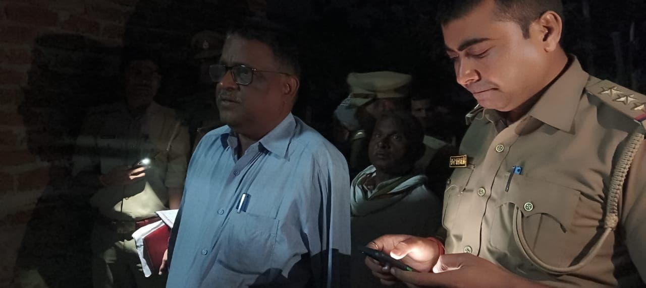 Kushinagar News: कुशीनगर में ट्रायल के दौरान आटा चक्की में विस्फोट, मासूम की मौत, पांच घायल