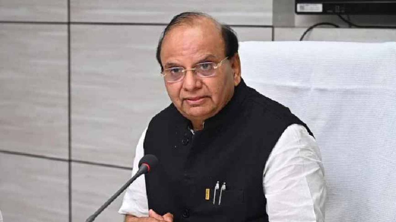 223 करोड़ के भ्रष्टाचार केस में दिल्ली LG ने CBI जांच की मंजूरी दी, केजरीवाल सरकार के दो अधिकारियों पर है आरोप