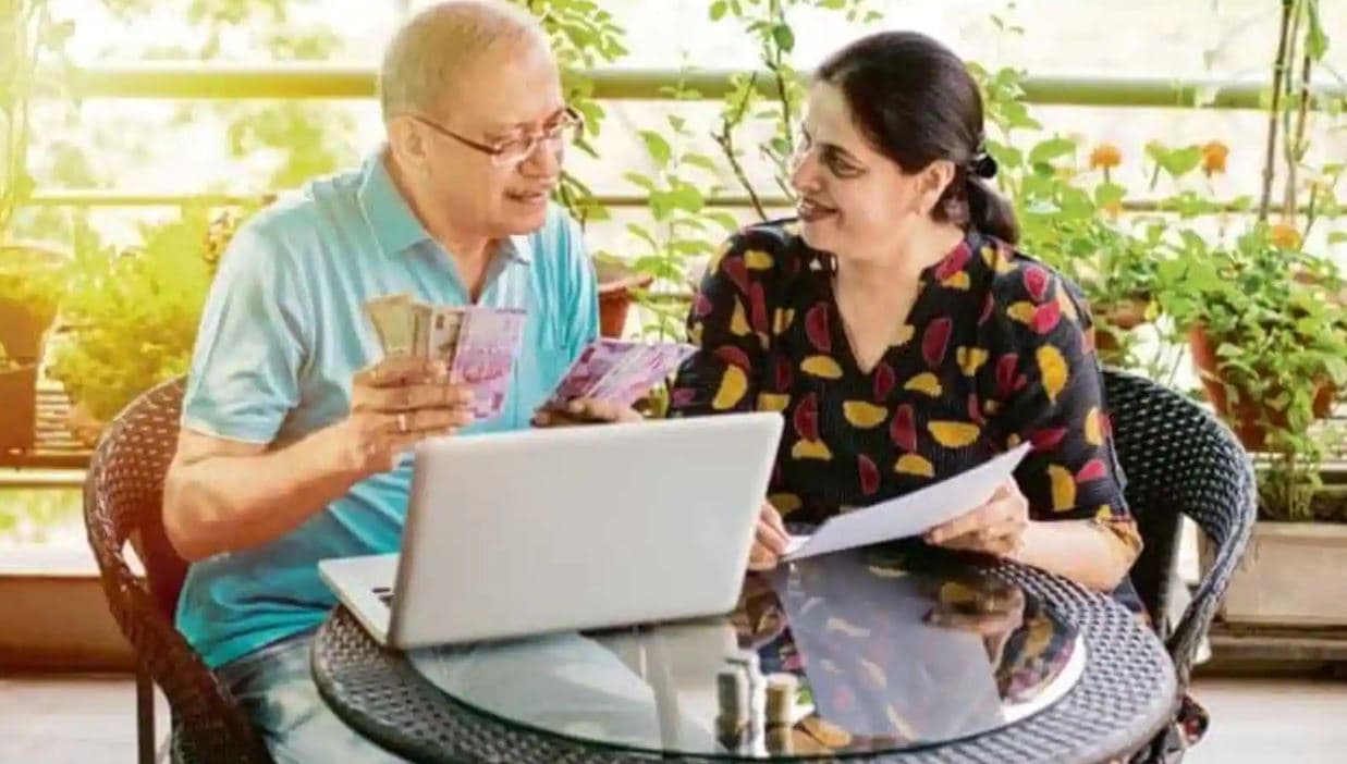 LIC Pension Plan: अब 60 नहीं, 40 की उम्र से ही ले सकते है पेंशन का लाभ, जानें Saral Pension Plan के बारे में