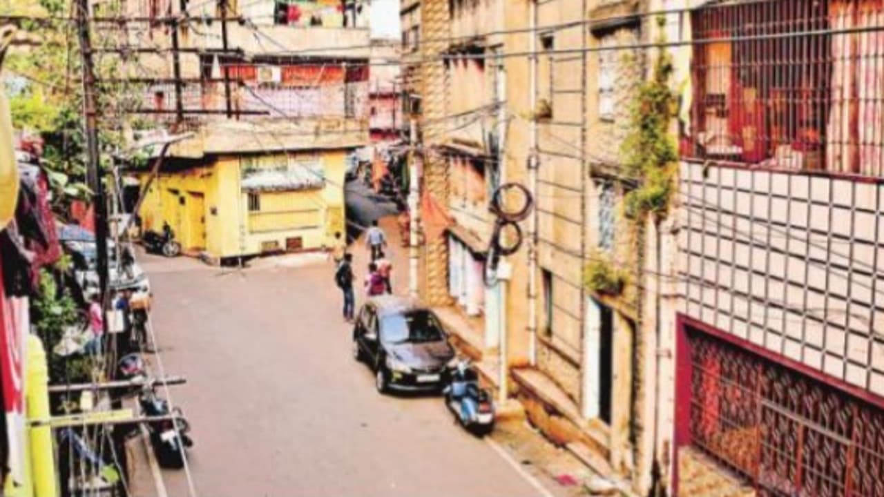 Jharkhand News: झरिया का लाल बाजार जहां कभी बसती थीं खुशियां, आज छायी है उदासी