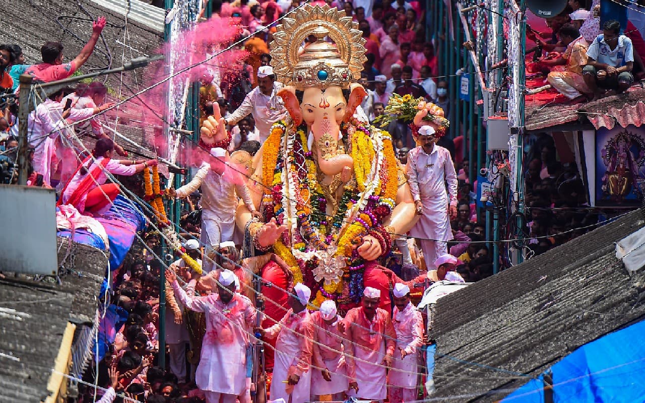 Lalbaugcha Raja 2022 Visarjan Video Live: लालबाग के राजा के विसर्जन की लाइव वीडियो यहां देखें
