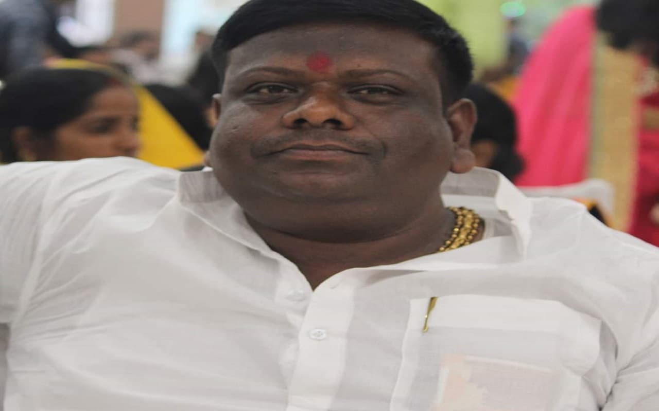 Jharkhand Crime News: झारखंड में जमीन कारोबारी की गोली मारकर हत्या, जांच में जुटी पुलिस