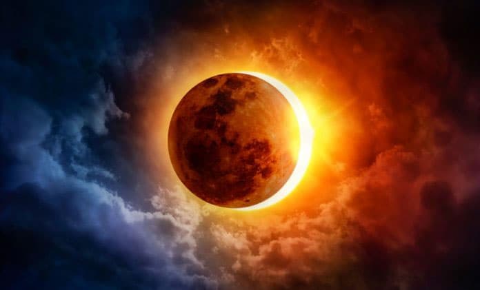 Surya Grahan 2020 Date, Timings in India: इस दिन लगने वाला है साल का अंतिम सूर्यग्रहण, सूतक काल के दौरान रखें इन बातों का ख्याल