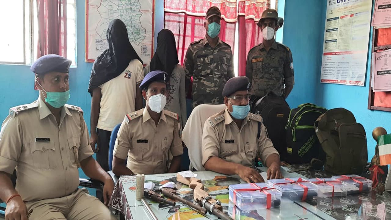 लातेहार में नक्सलियों की मिनी गन फैक्ट्री का खुलासा, JJMP के एरिया कमांडर समेत 2 गिरफ्तार