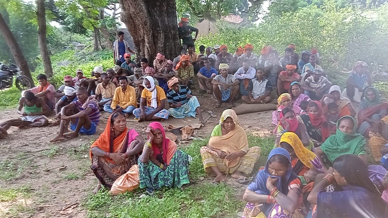 लातेहार के गनइखांड गोलीकांड में पुलिस के खिलाफ मामला दर्ज नहीं होने पर ग्रामसभा का आयोजन, CM हेमंत सोरेन से मिलकर आपबीती सुनाने का निर्णय