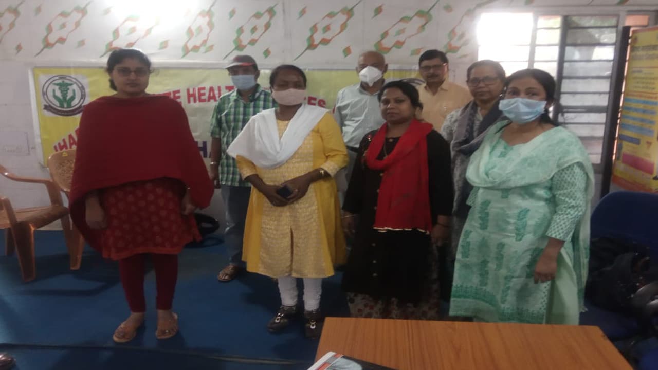 Jharkhand News : IMA लातेहार ने SDO ऑफिस के हेड क्लर्क पर मामला दर्ज कराने का लिया निर्णय, मेडिकल ऑफिसर को धमकाने का है आरोप