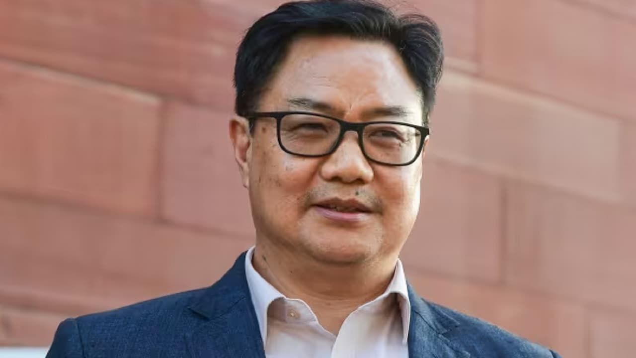 कानून मंत्री बोले- कॉलेजियम में सरकार के प्रतिनिधियों को शामिल करने की मांग न्यायालय के सुझाव के अनुरूप कदम