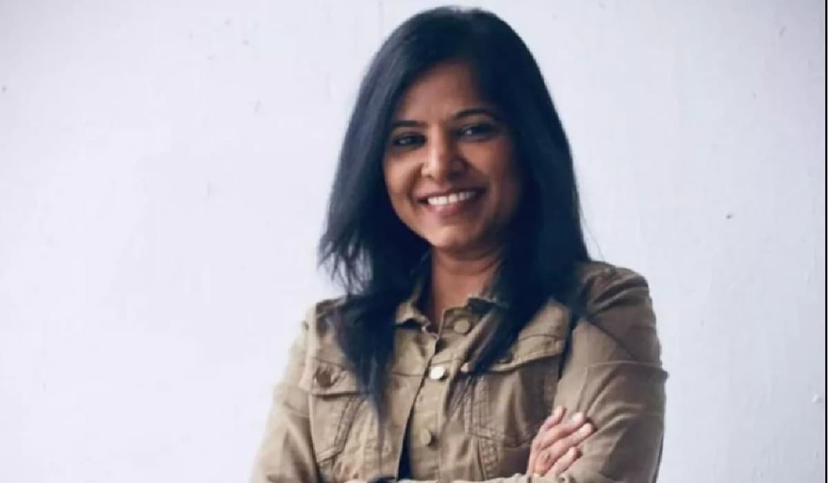 कौन हैं Leena Manimekalai? जिनकी डॉक्यूमेंट्री फिल्म के पोस्टर पर मचा है बवाल