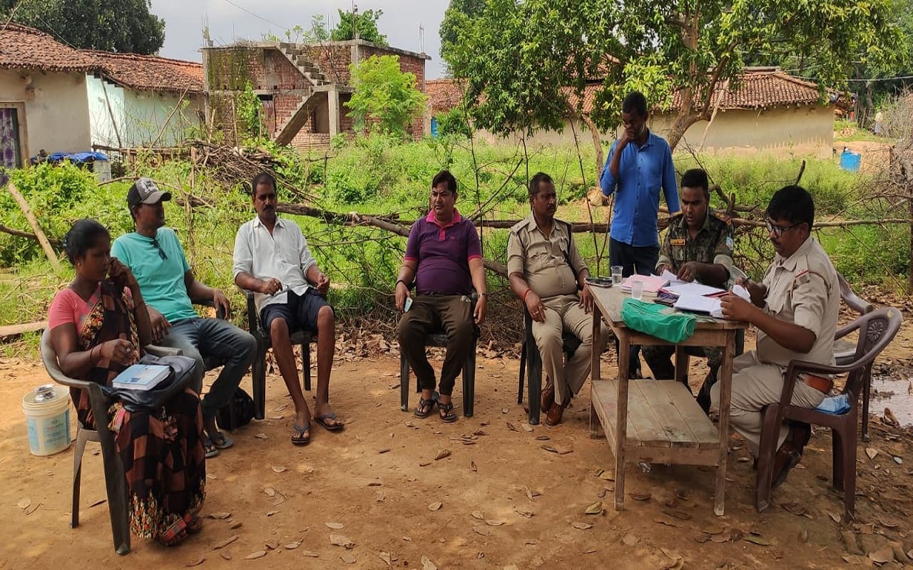 Jharkhand Crime News : झारखंड के लातेहार में रांची के एक शख्स की कुल्हाड़ी से काटकर हत्या, ये है वजह