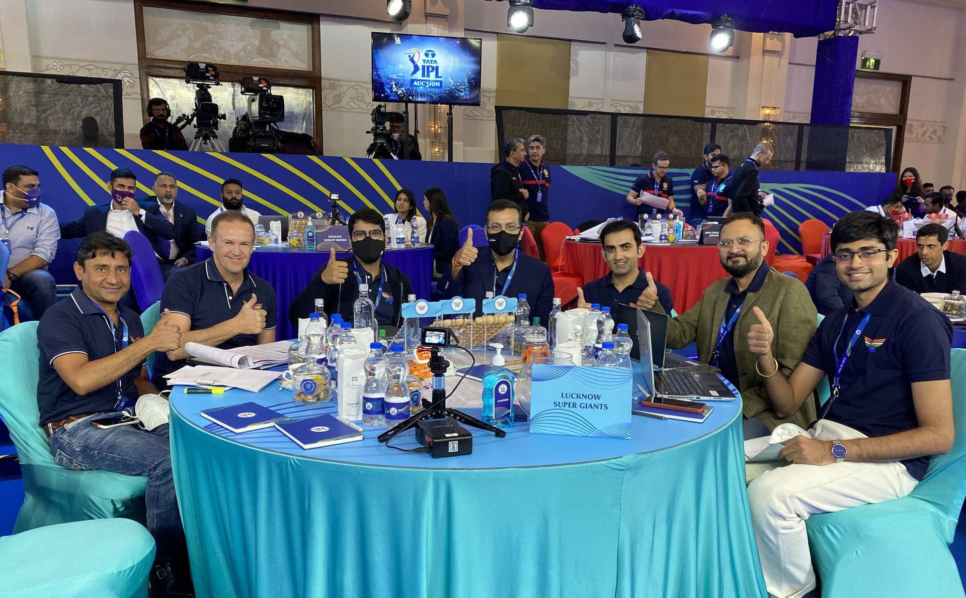 IPL 2022: अब अपनी बारी...लखनऊ सुपरजाइंट्स का थीम सॉन्ग और जर्सी लॉन्च, बादशाह ने गाया गाना