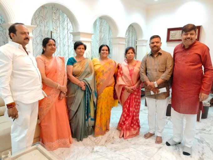 लखनऊ नगर निगम कार्यकारिणी सदस्य पद पर 6 पार्षद निर्विरोध निर्वाचित, 4 बीजेपी के और 2 सपा सभासद चुने गए