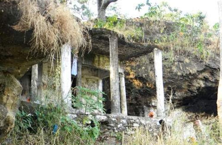 दरबार चट्टानी पर लगातार 12 साल की बैठक के बाद तैयार हुआ था संतालियों का संविधान