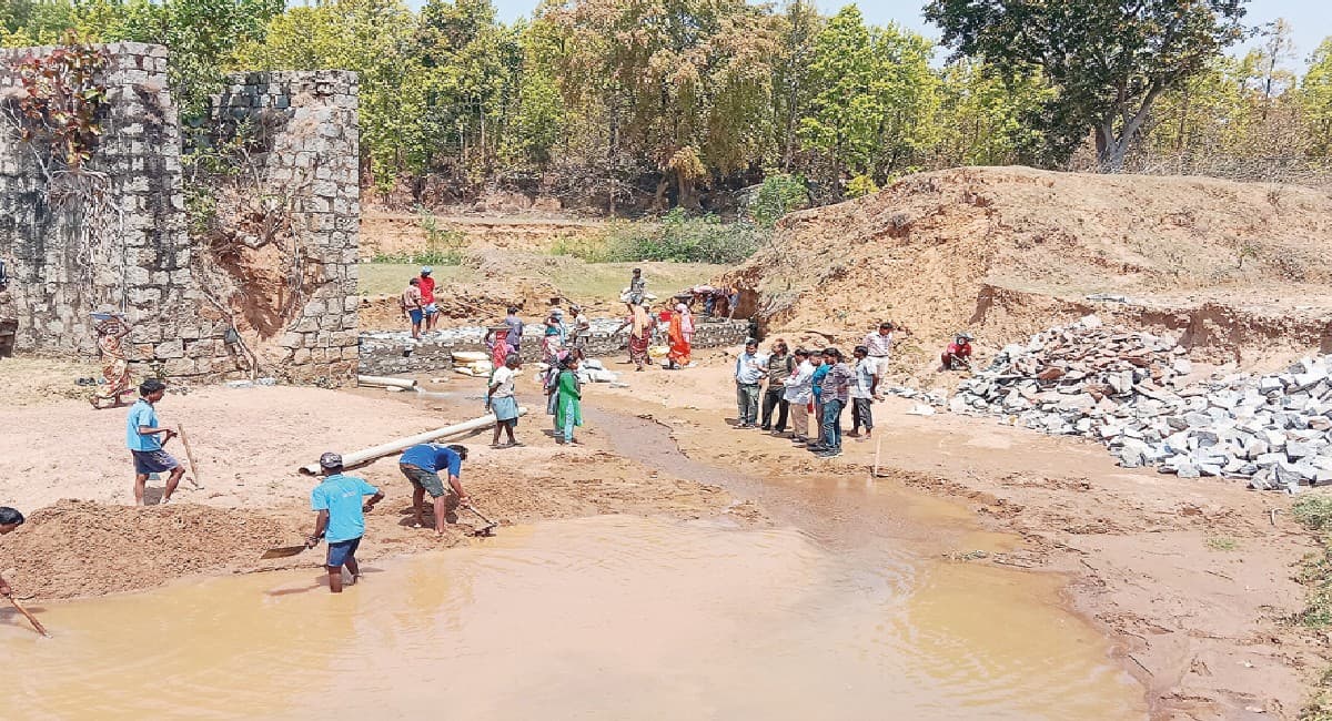 Jharkhand News: लूंगा गांव की सामुदायिक जल पहल