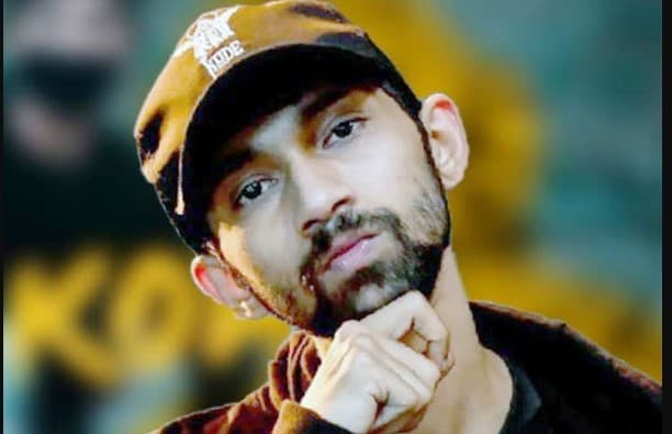 विवादों के बाद दिल्ली से लापता हुए रैपर MC Kode, आखिरी पोस्ट में लिखा - यमुना नदी के सुनसान पुल पर खड़ा हूं