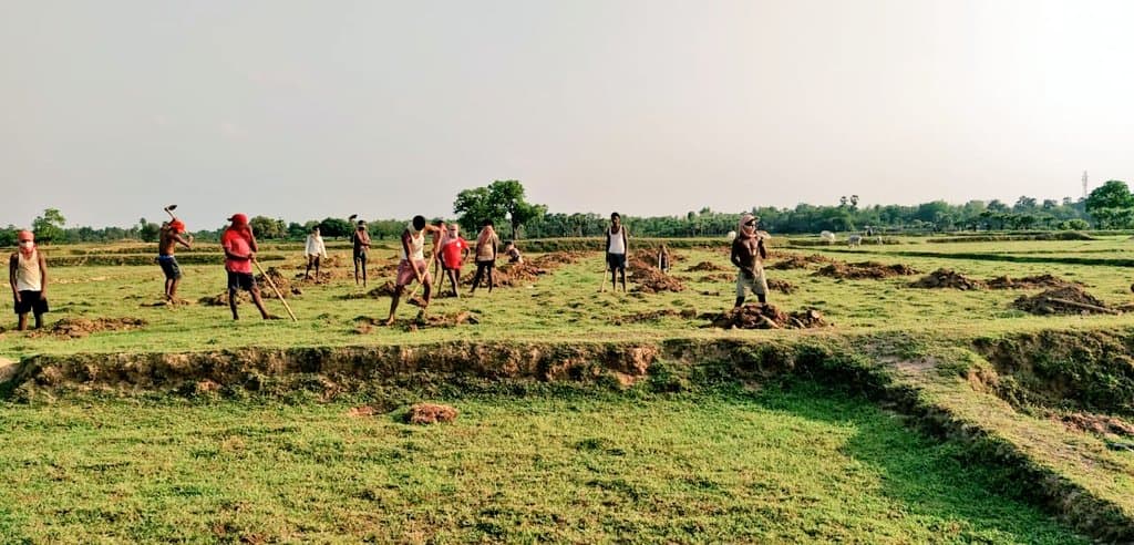 झारखंड में मनरेगा मजदूरी भुगतान में भी आरक्षण ! सामान्य व OBC श्रेणी के मजदूरों को क्यों नहीं मिल रही मजदूरी