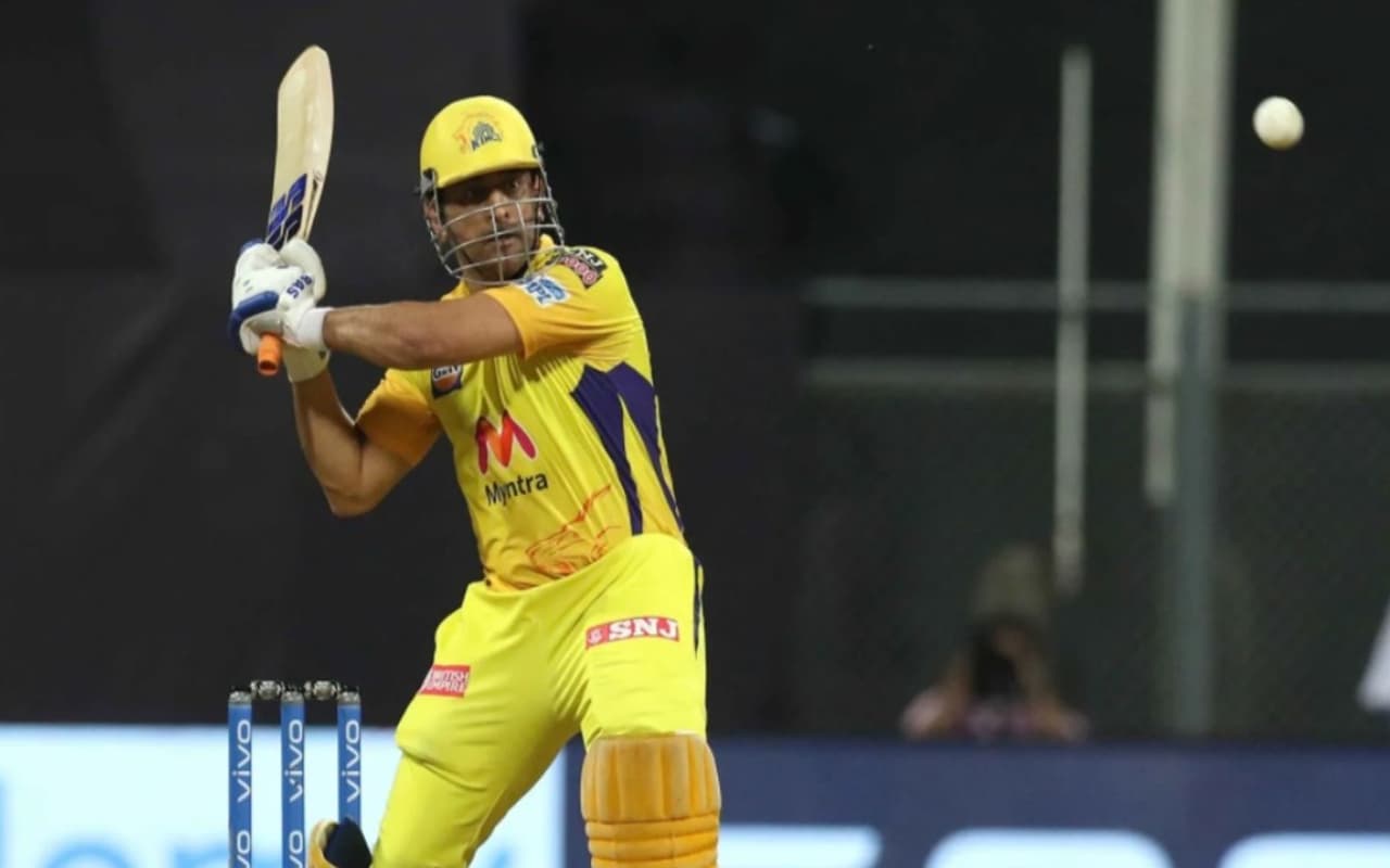 IPL 2022: डेवोन कॉनवे की प्री वेडिंग पार्टी में एमएस धोनी का धमाल, चेन्नई के सितारों ने किया लुंगी डांस