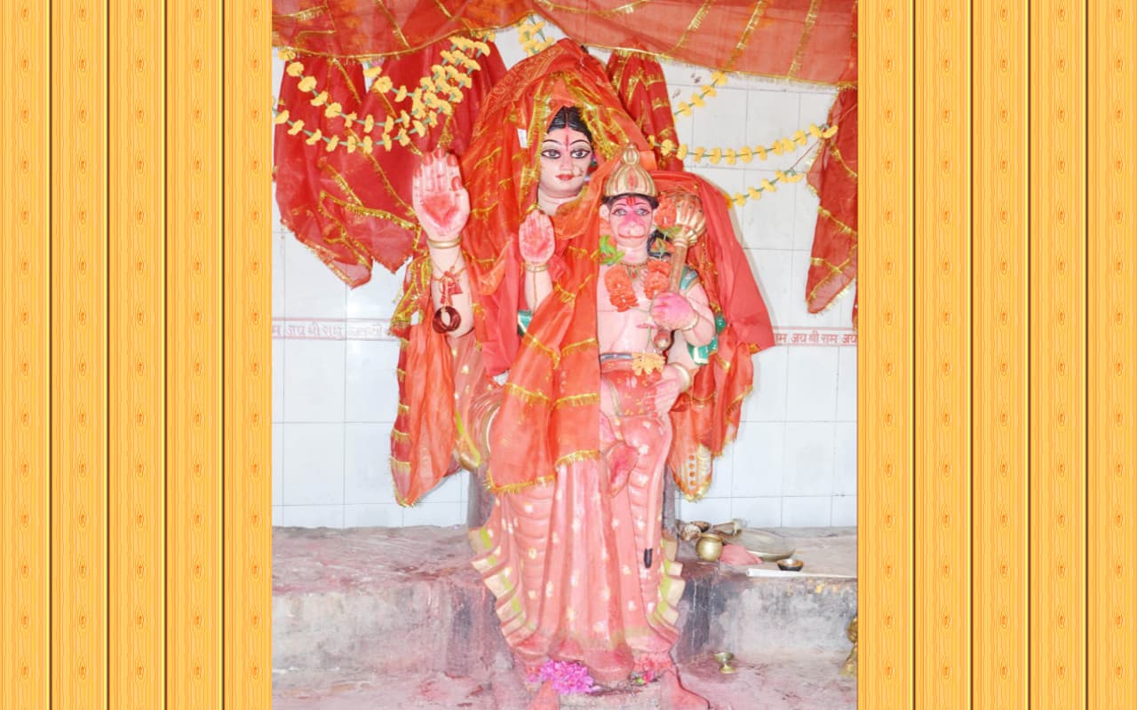 Ram Navami: गुमला के आंजनधाम में मां अंजनी की गोद में विराजमान हैं हनुमान, देखें Pics