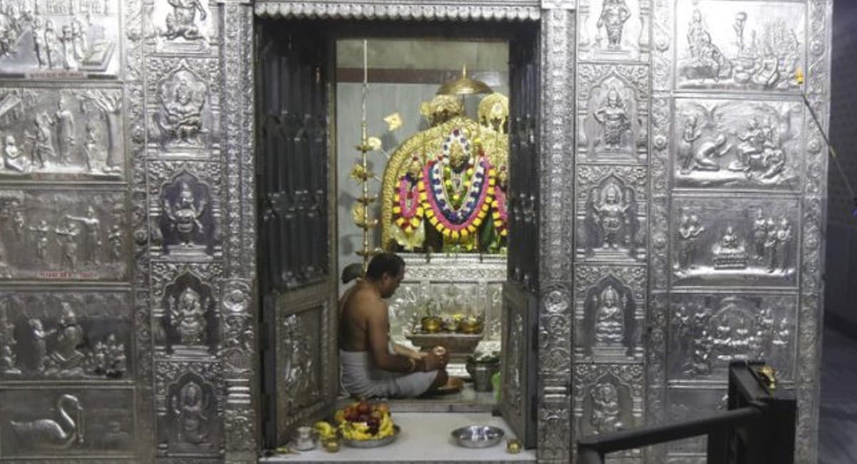 दुर्गा पूजा से पहले खुल जायेंगे मुंबई के मंदिर, महाराष्ट्र में सिनेमा हॉल और थियेटर 22 अक्टूबर से खुलेंगे