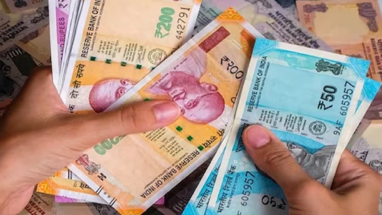 7th Pay Commission: DA Hike के साथ सरकारी कर्मचारियों का एचआरए भी बढ़ा, जानें आपके शहर में कितना होगा फायदा
