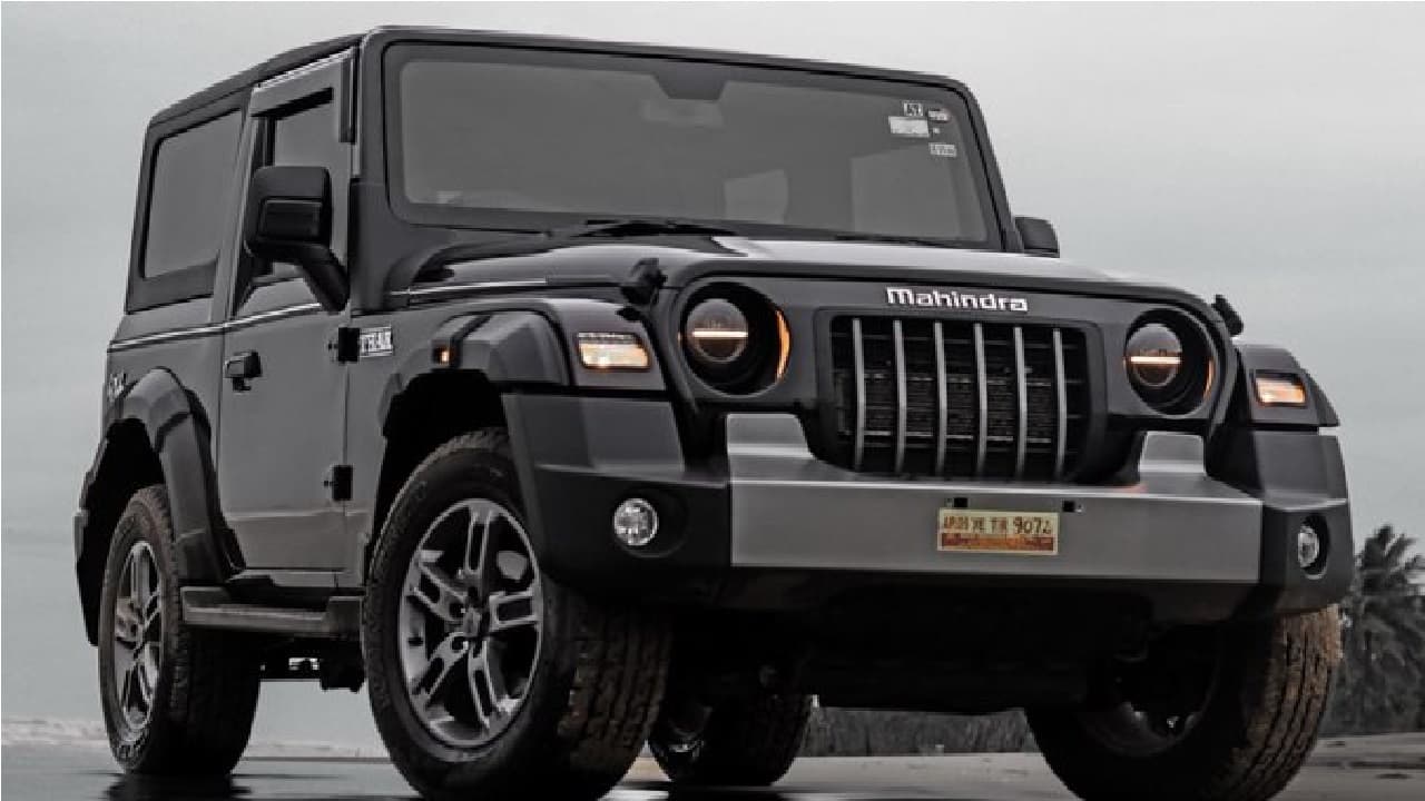 10 लाख रुपये में मिल जाती है महिंद्रा की Thar, जानें कलर ऑप्शन और फीचर्स के बारे में