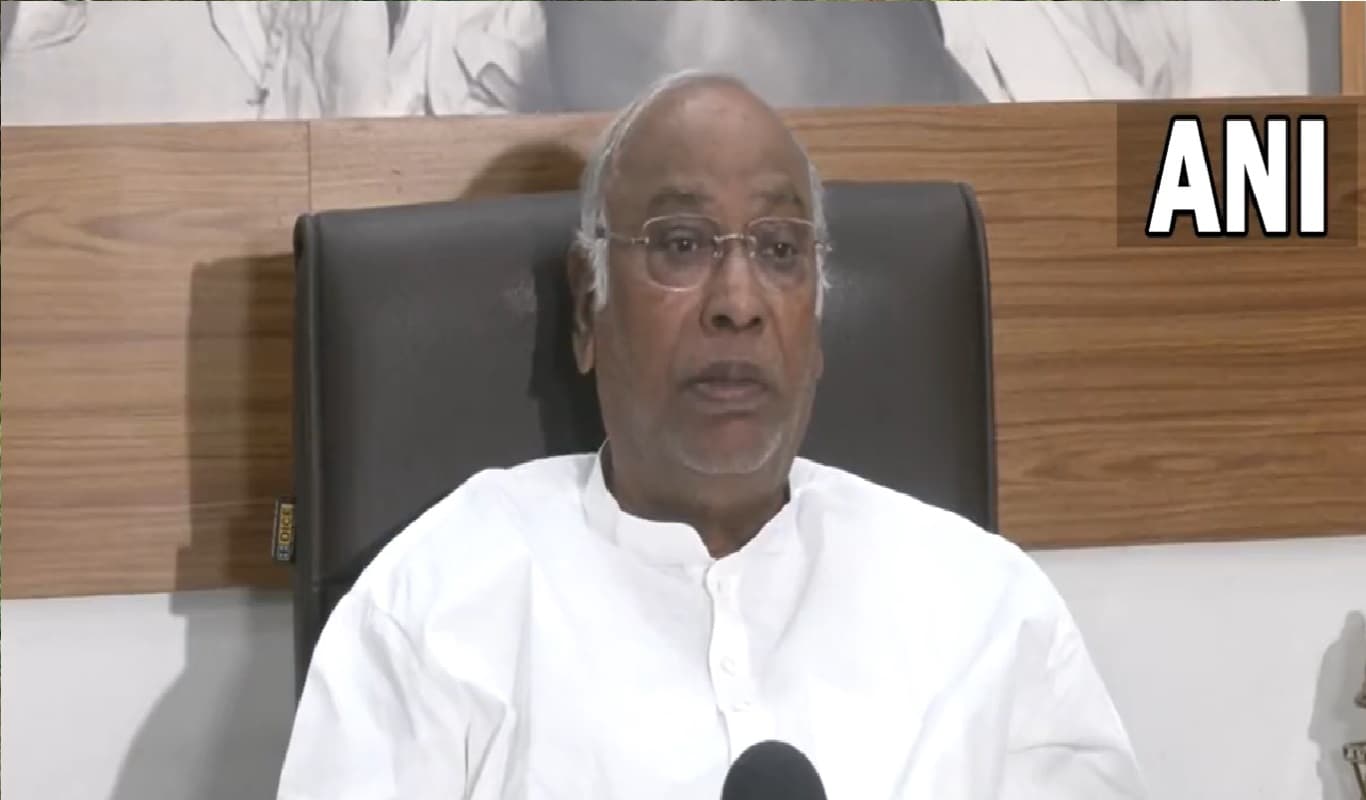 Balasore Train Accident: आज टीवी डिबेट से दूर रहेगी कांग्रेस, रेल हादसे पर केंद्र सरकार को घेरा