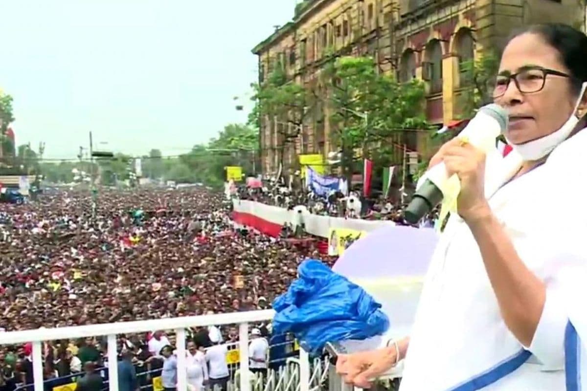 21 जुलाई को TMC की मेगा रैली,महानगर में उमड़ने लगी भीड़,धर्मतल्ला चलो में ममता का जनता के लिये क्या होगा संदेश 21 जुलाई को TMC की मेगा रैली,महानगर में उमड़ने लगी भीड़,धर्मतल्ला चलो में ममता का जनता के लिये क्या होगा संदेश
