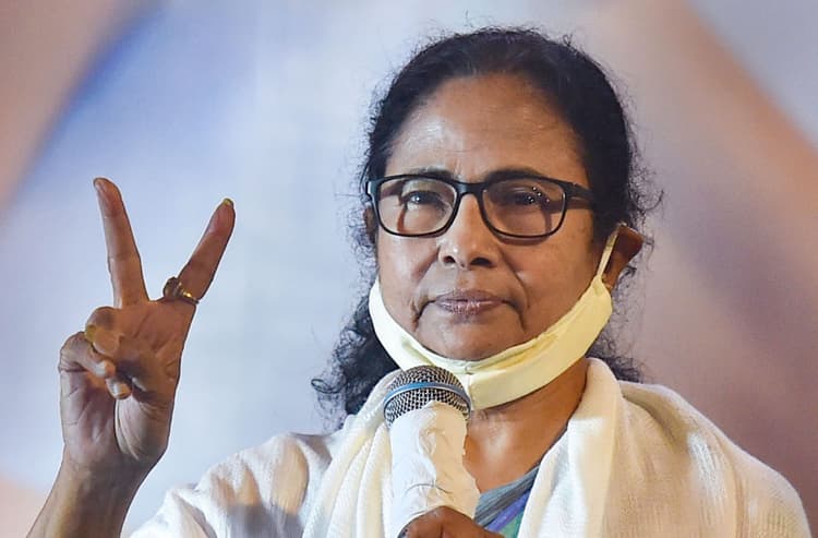 ममता बनर्जी के करीबियों की मुश्किलें जारी, CBI कोर्ट से राहत के बाद HC ने रोकी जमानत, TMC के साथ कांग्रेस