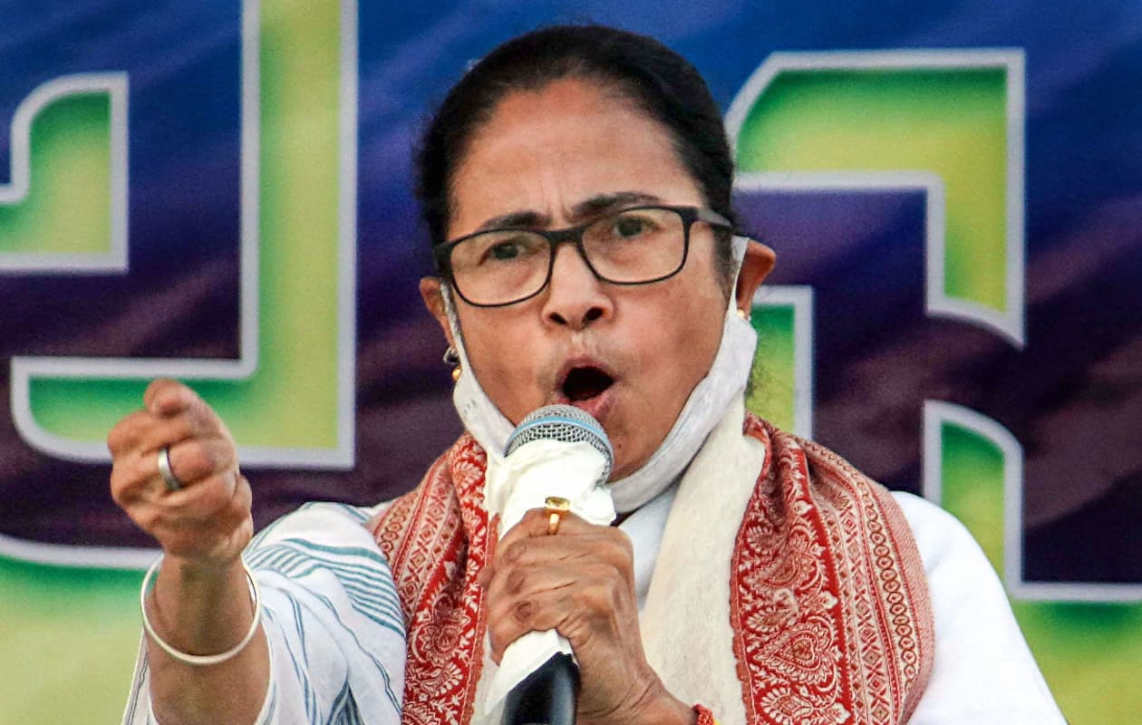 Bengal Chunav 2021: ममता बनर्जी का भाजपा को ‘30 मार खां’ चैलेंज, दीदी ने फिर खेला बाहरी-भीतरी का कार्ड