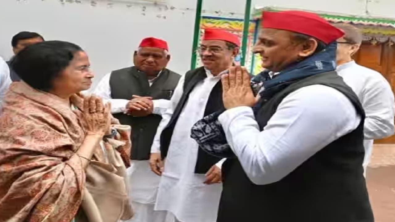 ममता बनर्जी और अखिलेश यादव में हुई सहमति, बिना कांग्रेस के बनाया नया मोर्चा!