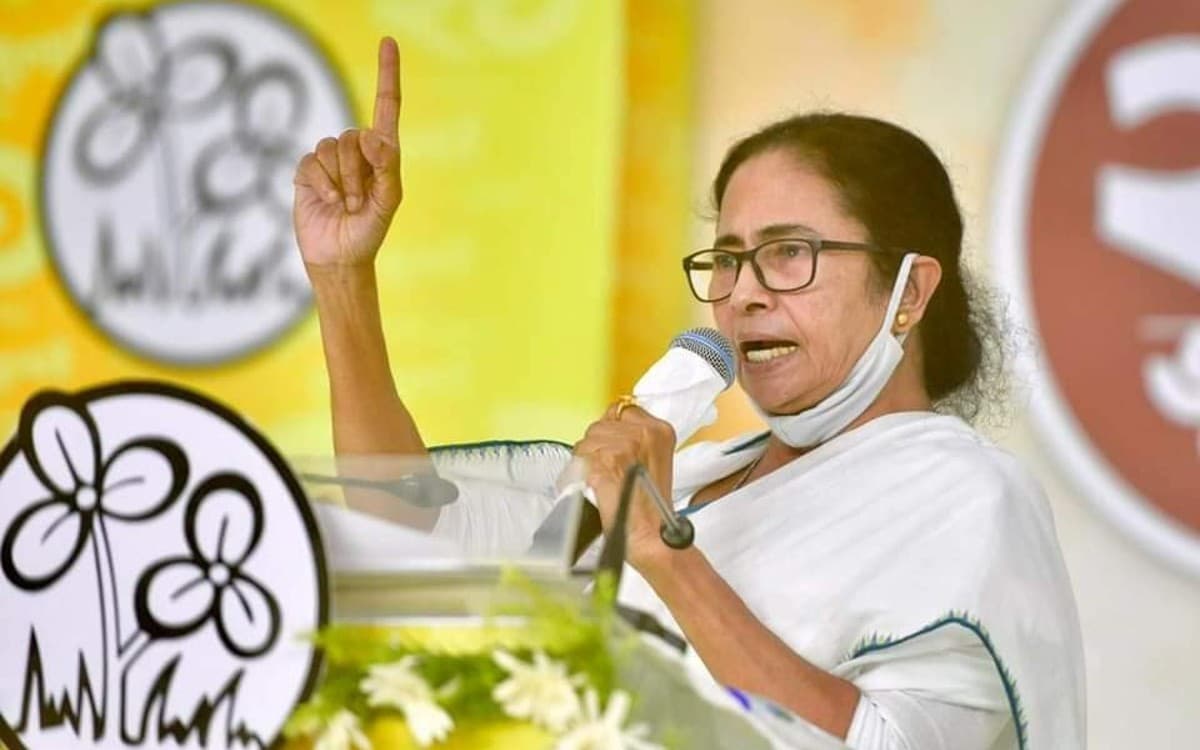 UP Chunav 2022: ममता बनर्जी का ऐलान- यूपी से लड़ेंगे 2024 का लोकसभा चुनाव, क्षेत्रीय दलों से की यह अपील