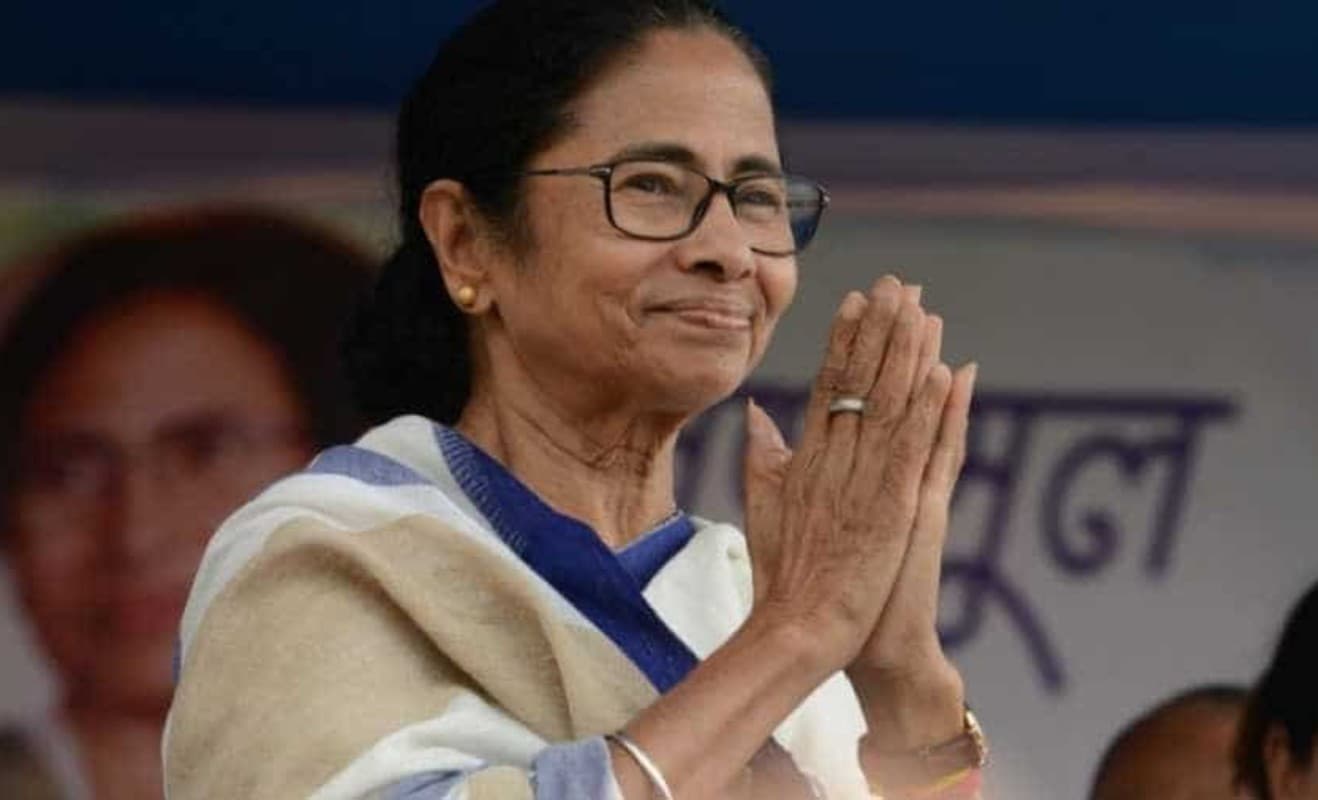 Bengal Chunav 2021 : फिर से बंगाल की सत्ता पर काबिज होंगी Mamata Banerjee, इलेक्शन फाइट में BJP-Congress को तगड़ा झटका, पढ़िए सर्वे रिपोर्ट Bengal Chunav 2021 : फिर से बंगाल की सत्ता पर काबिज होंगी Mamata Banerjee, इलेक्शन फाइट में BJP-Congress को तगड़ा झटका, पढ़िए सर्वे रिपोर्ट